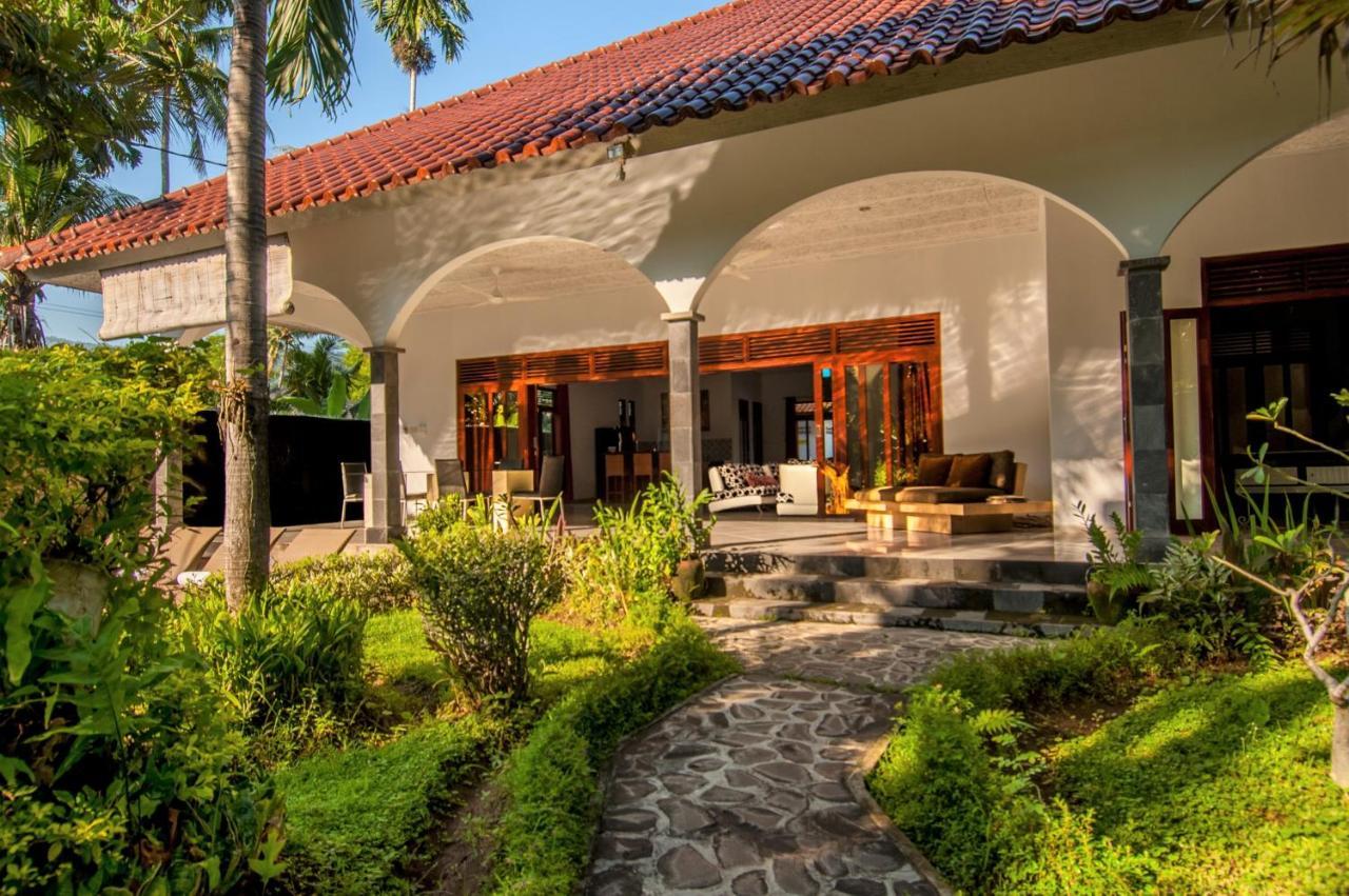 Villa Kelapa 러비나 외부 사진